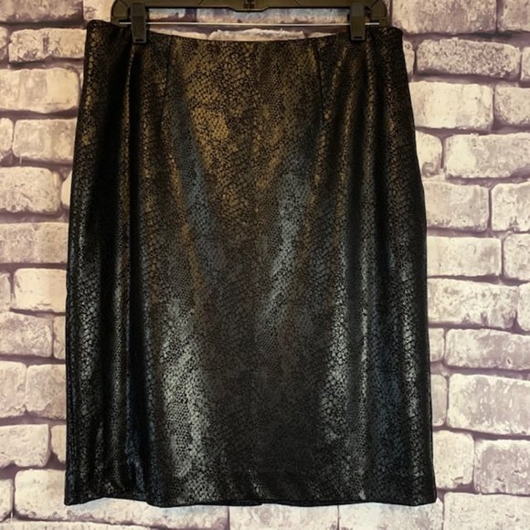 Chico's Size M Black Reptile Design Skirt - Picture 1 of 9
